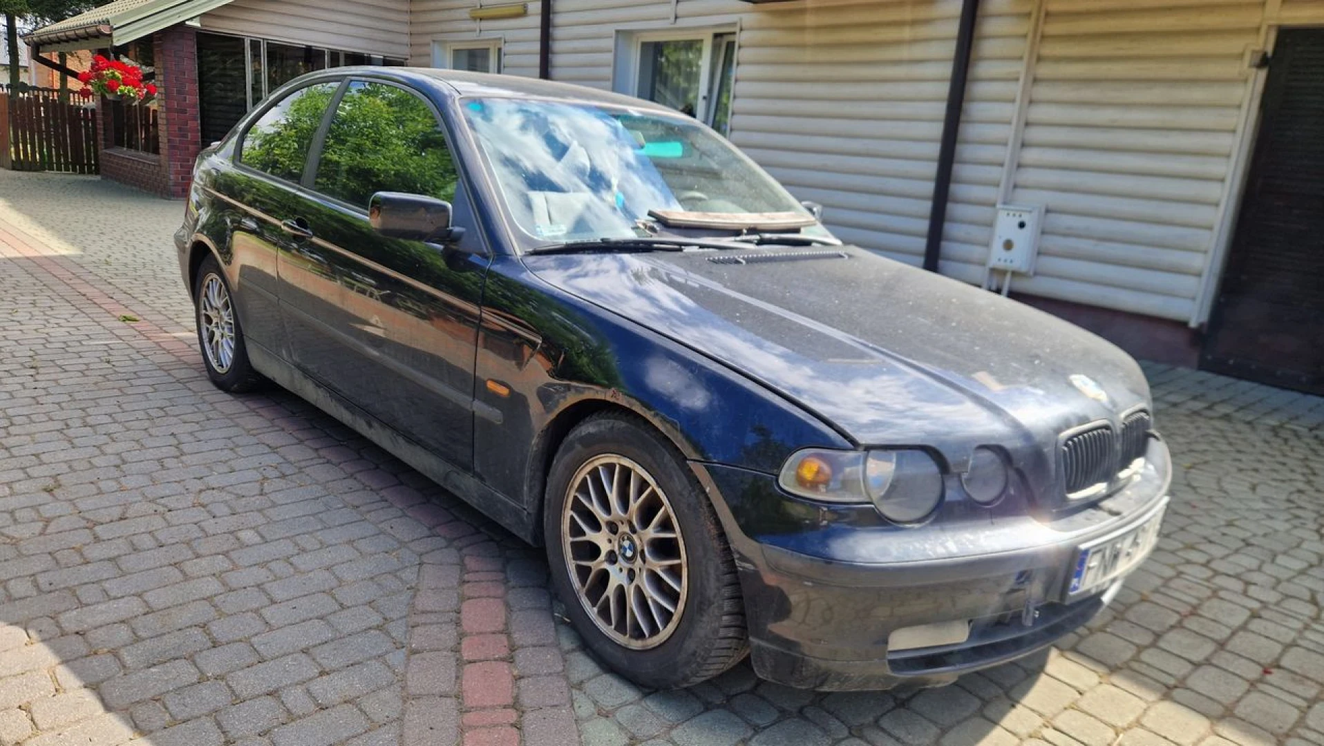 BMW E46 2001