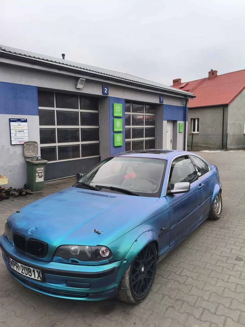 BMW E46 1999