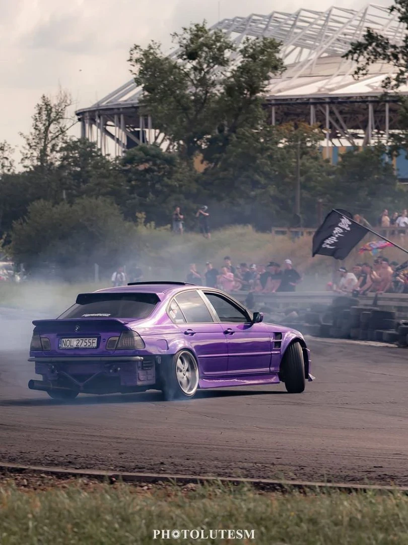 BMW E46 1999