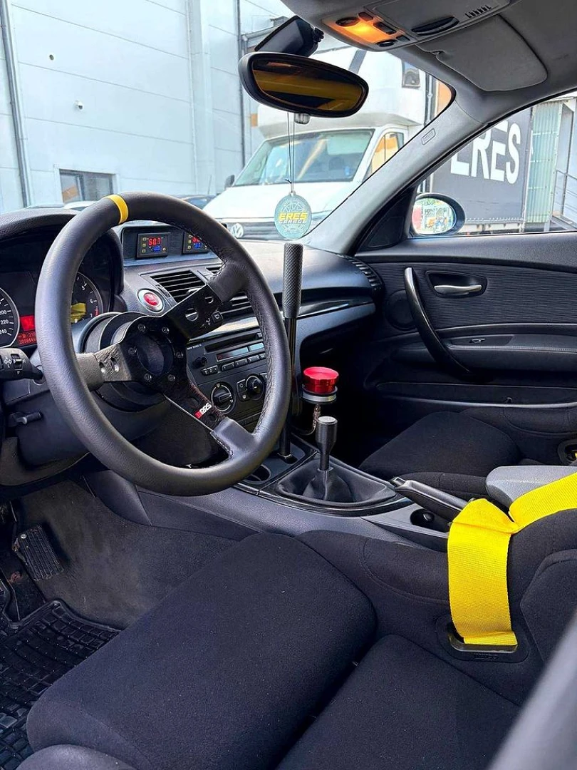 BMW E87 2007