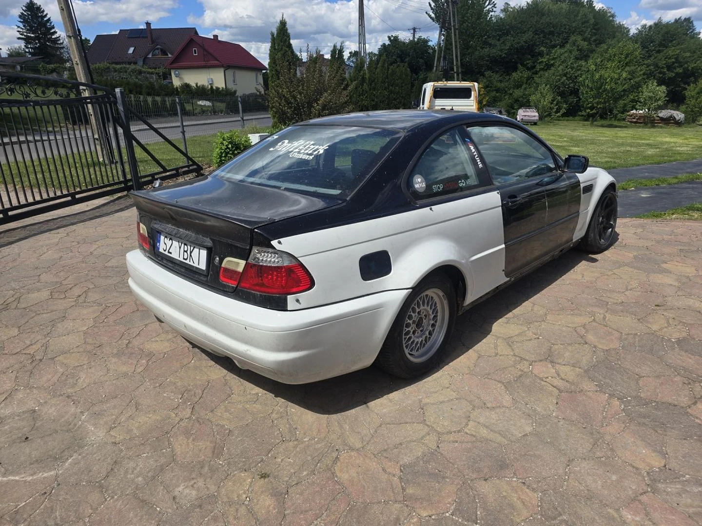 BMW E46 2001