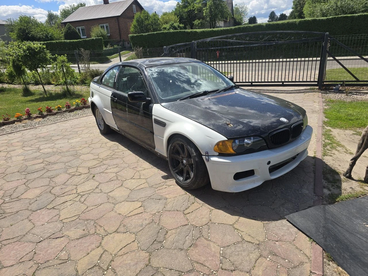 BMW E46 2001