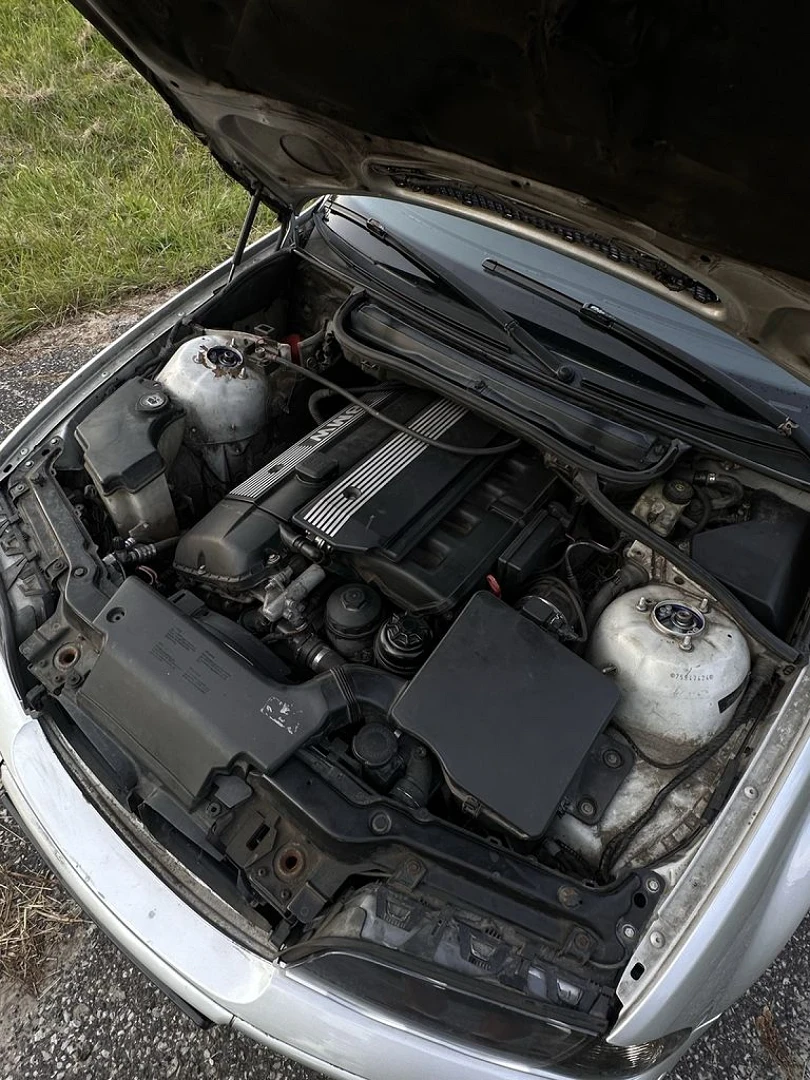BMW E46 1998