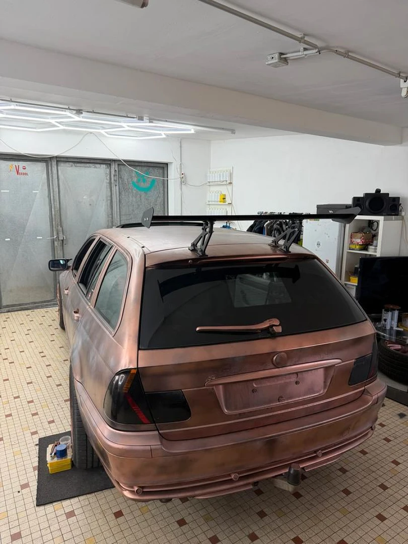 BMW E46 2002