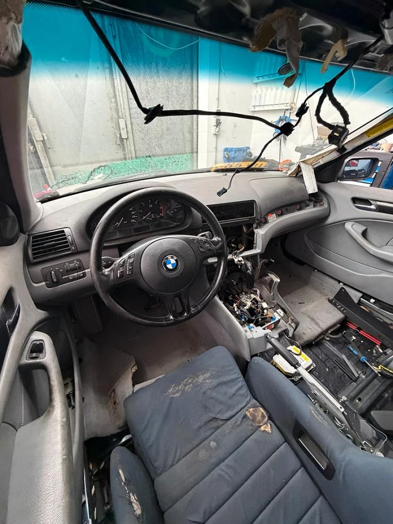 BMW E46 2002