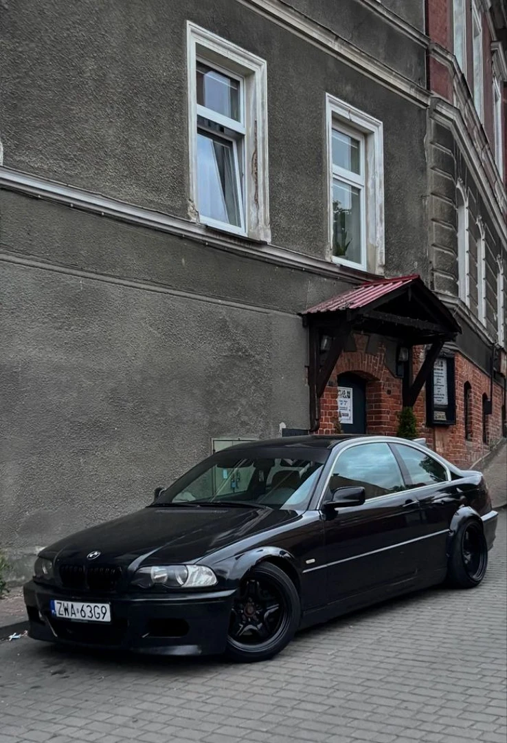 BMW E46 2000