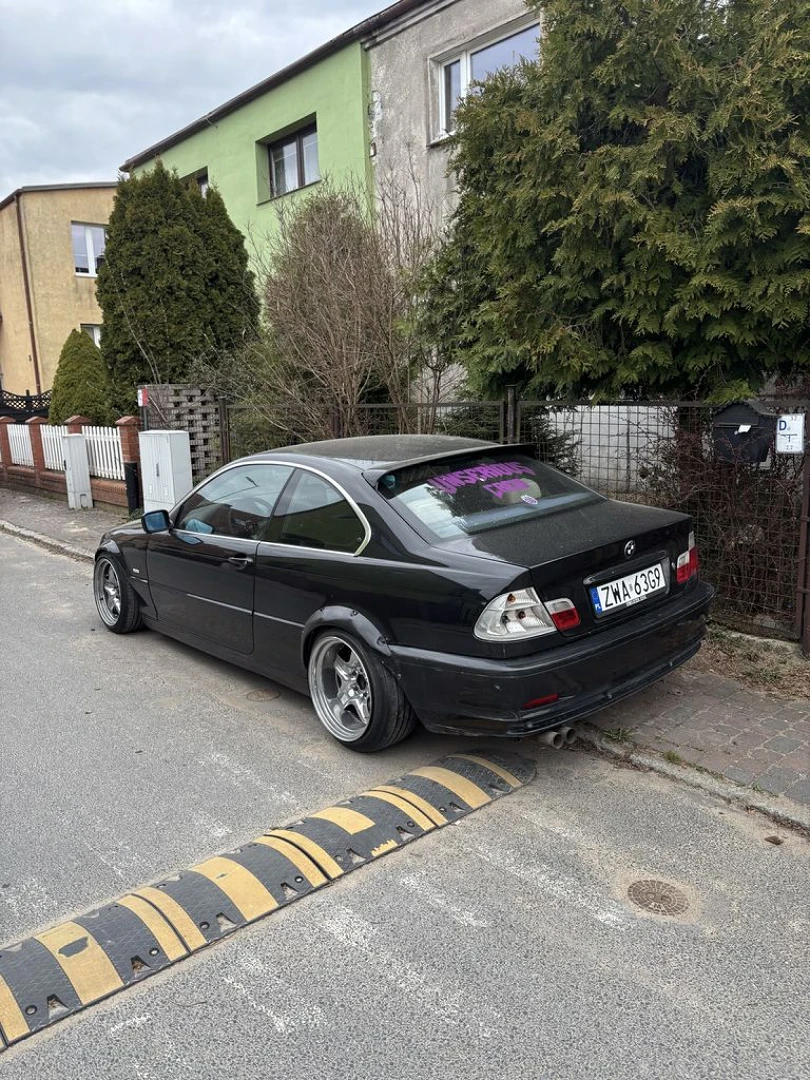 BMW E46 2000
