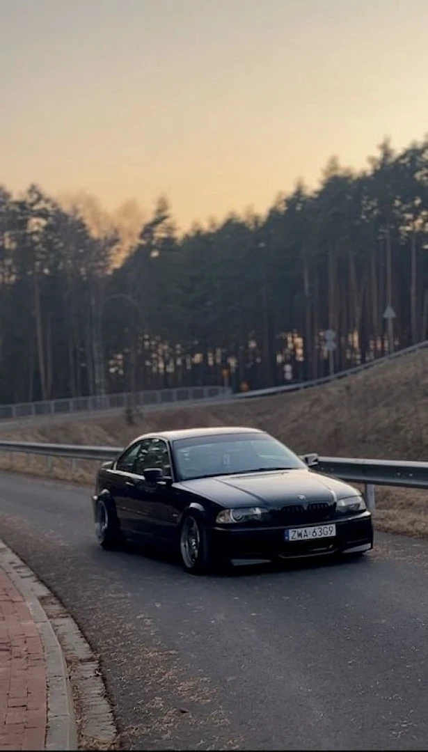 BMW E46 2000