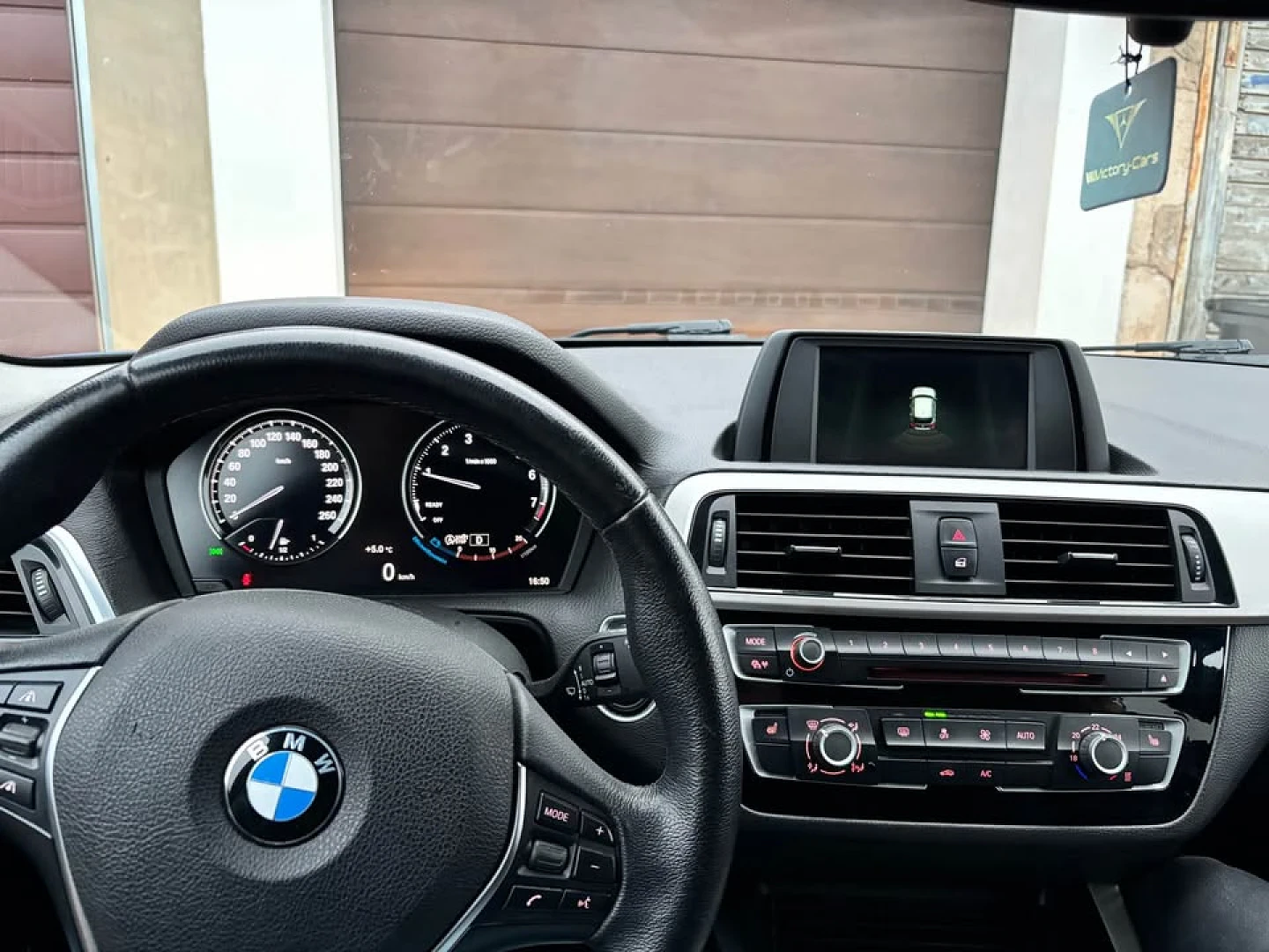 BMW E87 2017