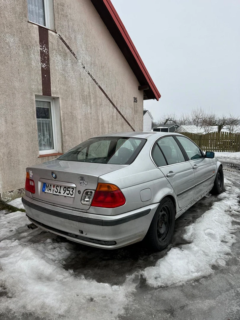 BMW E46 2002