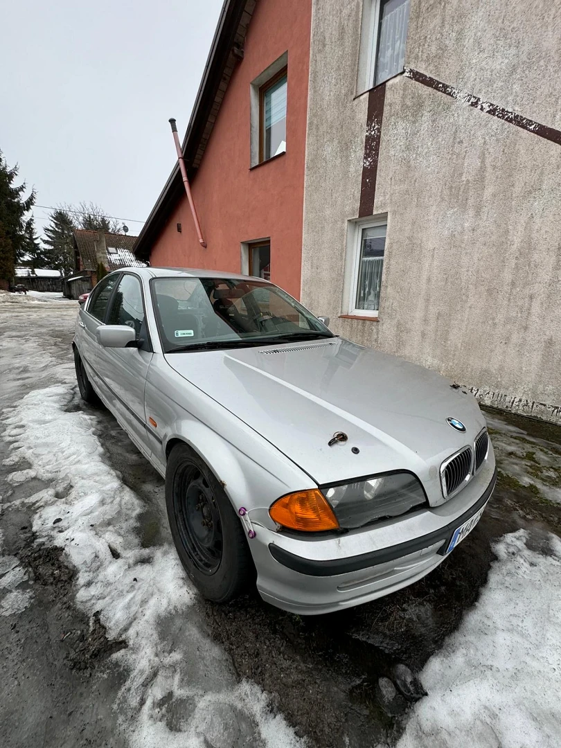 BMW E46 2002
