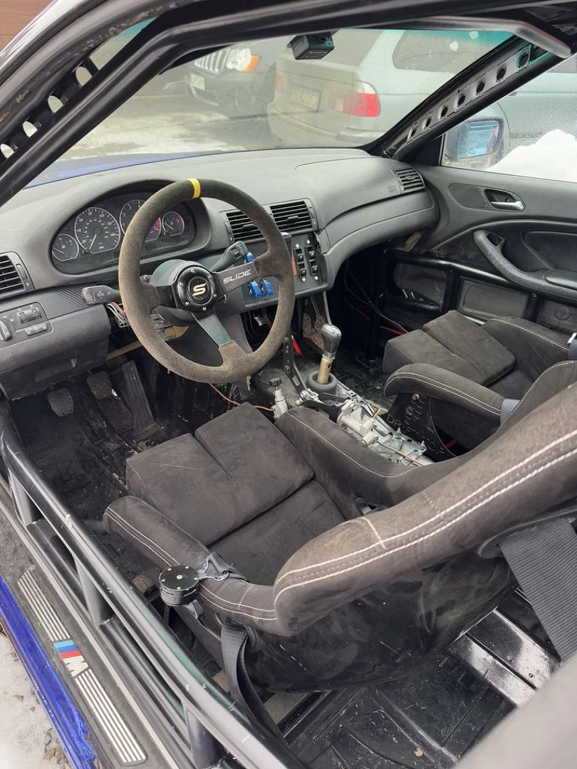 BMW E46 2001