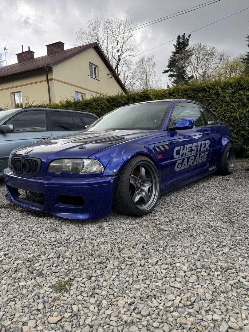 BMW E46 2001