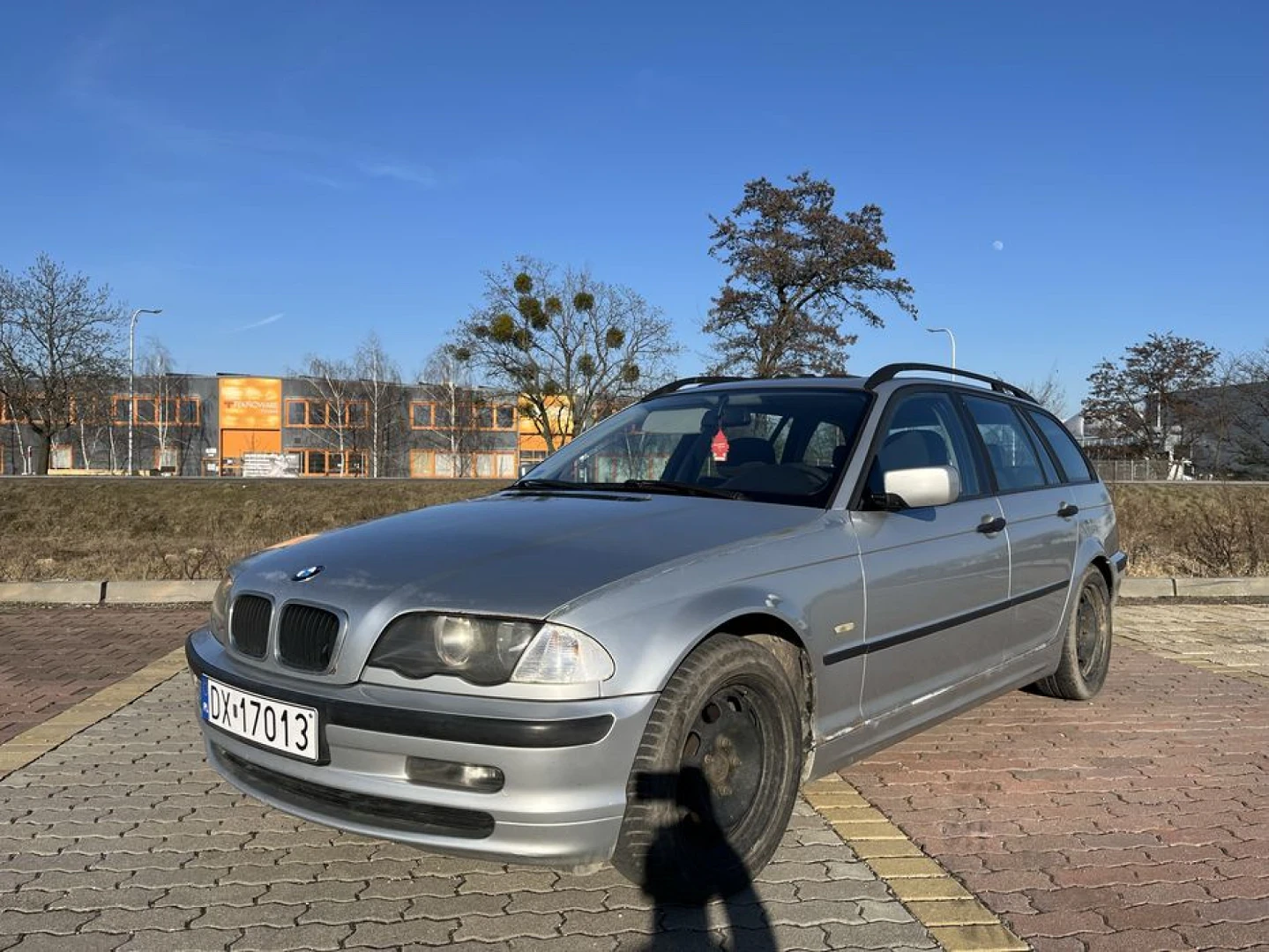 BMW E46 2001