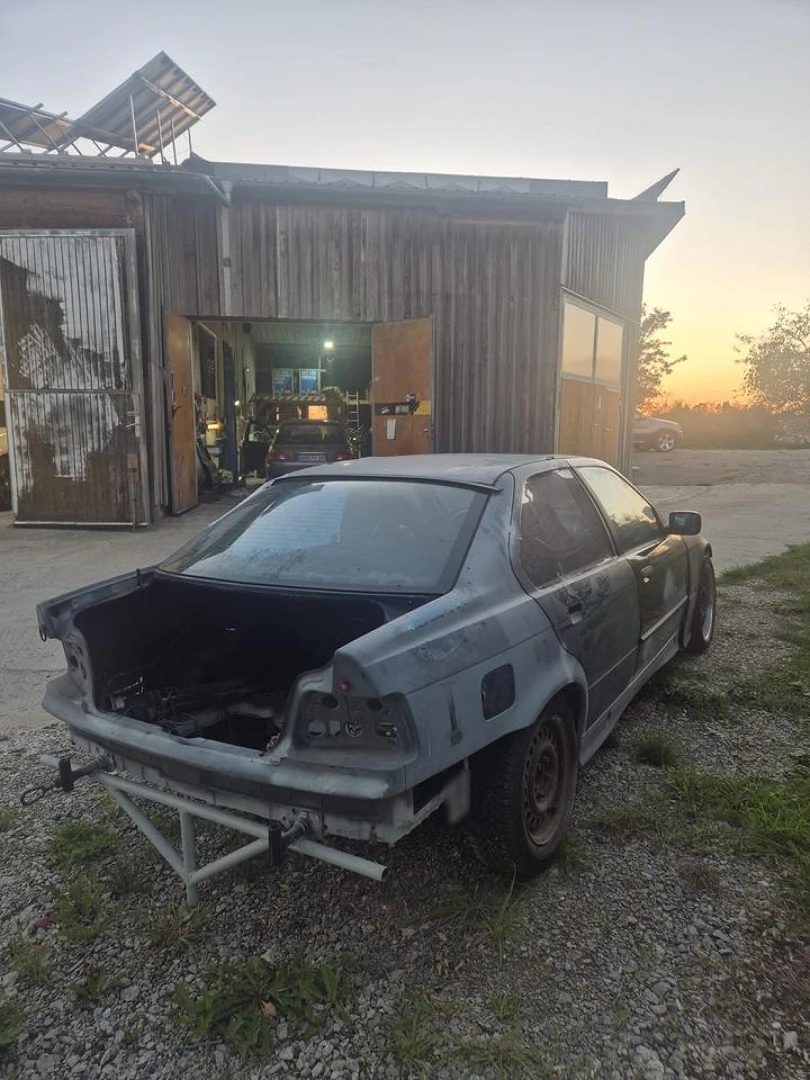 BMW E36 