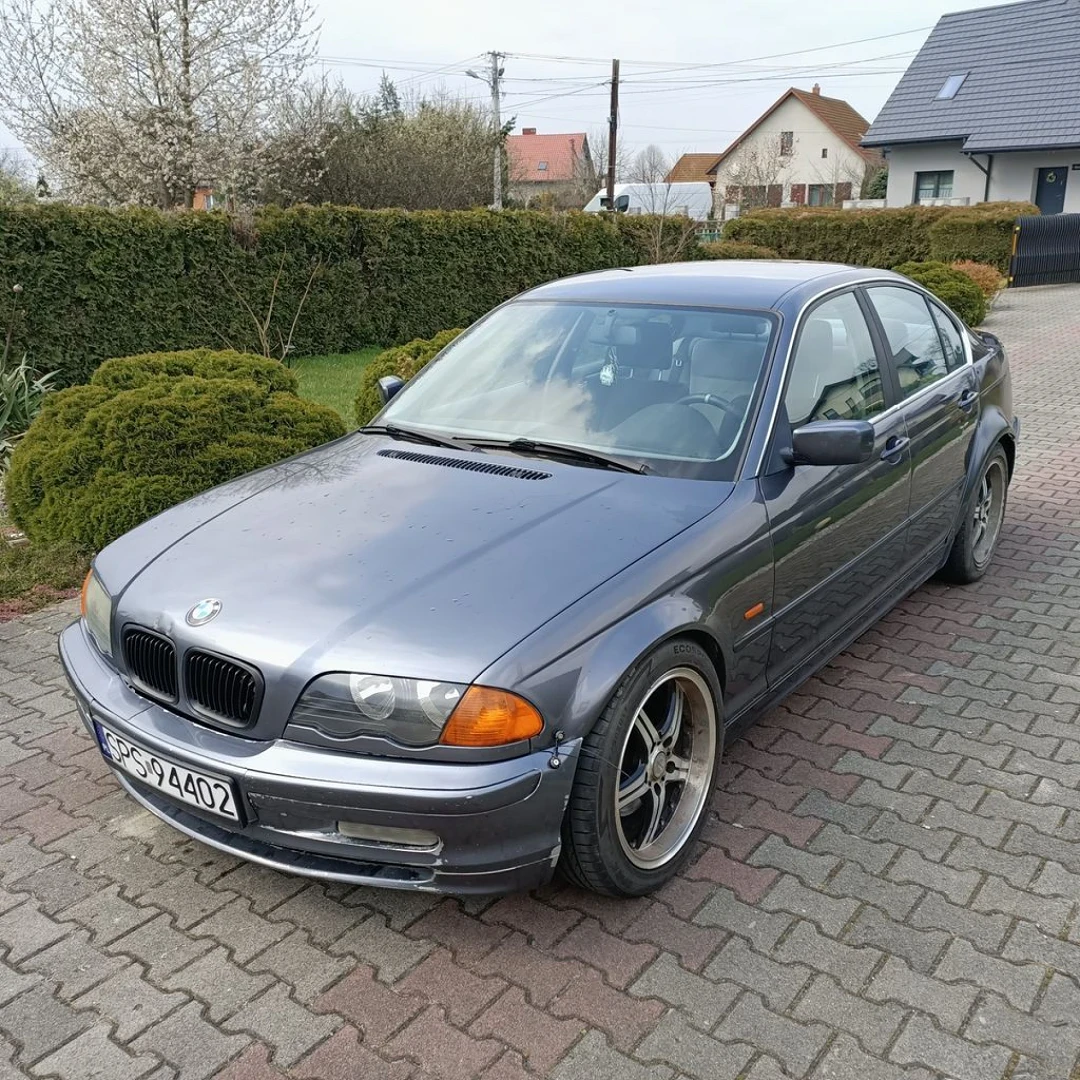 BMW E46 1999