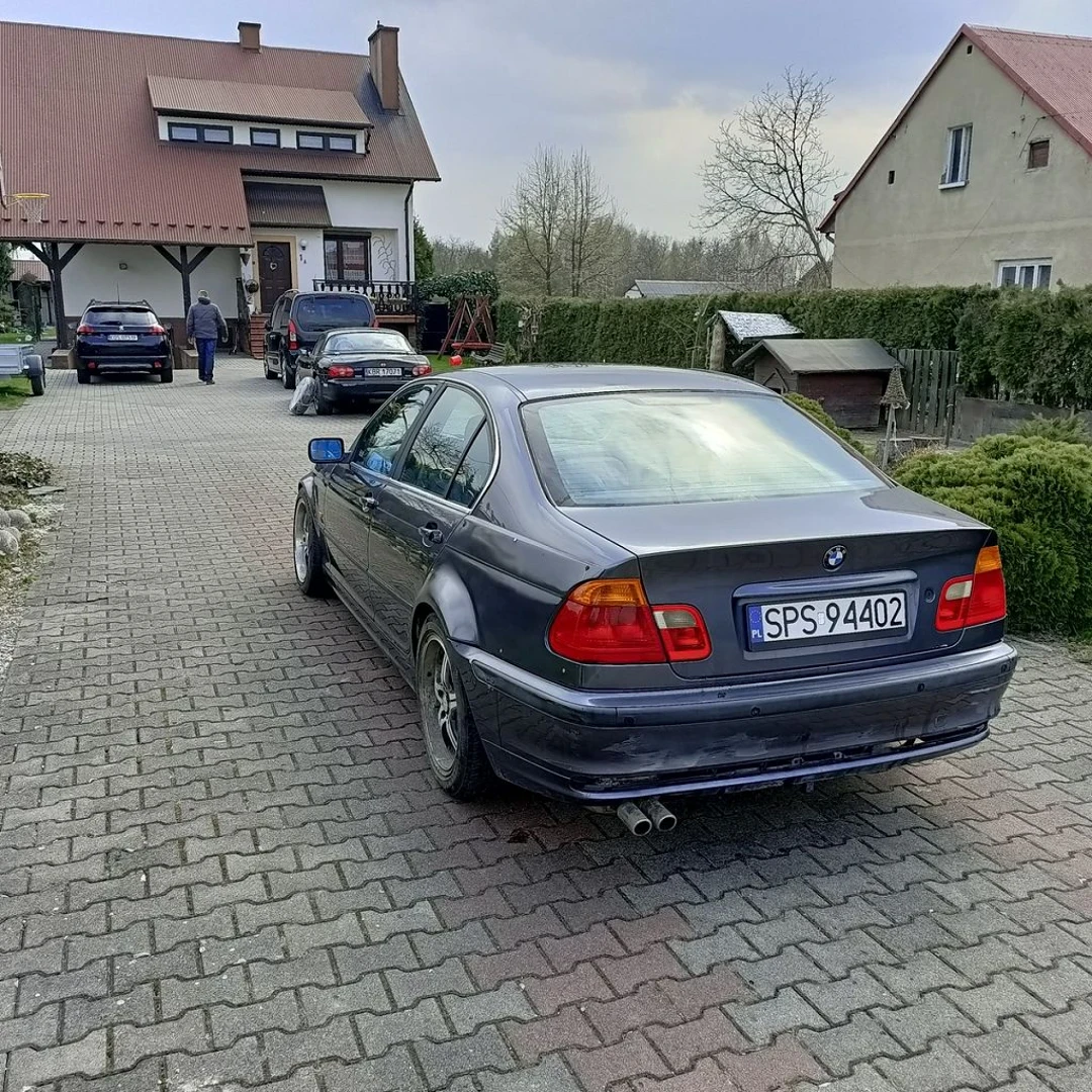 BMW E46 1999