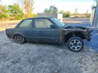 BMW E30 1986