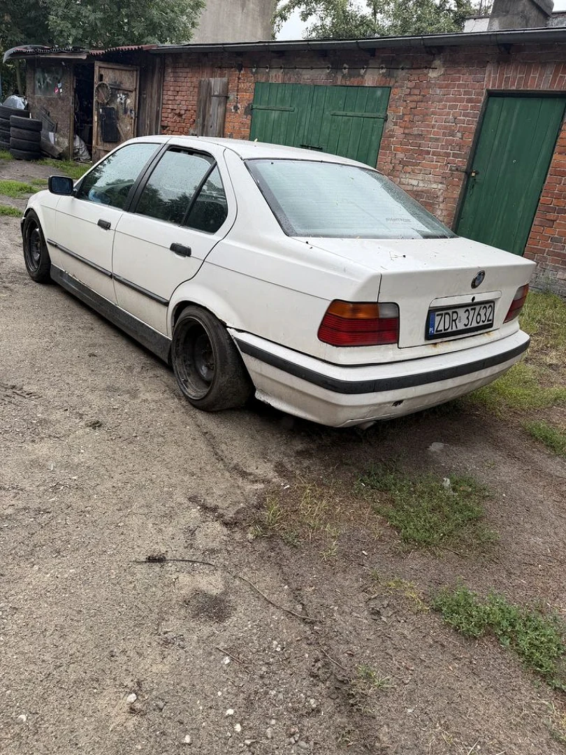 BMW E36 1998