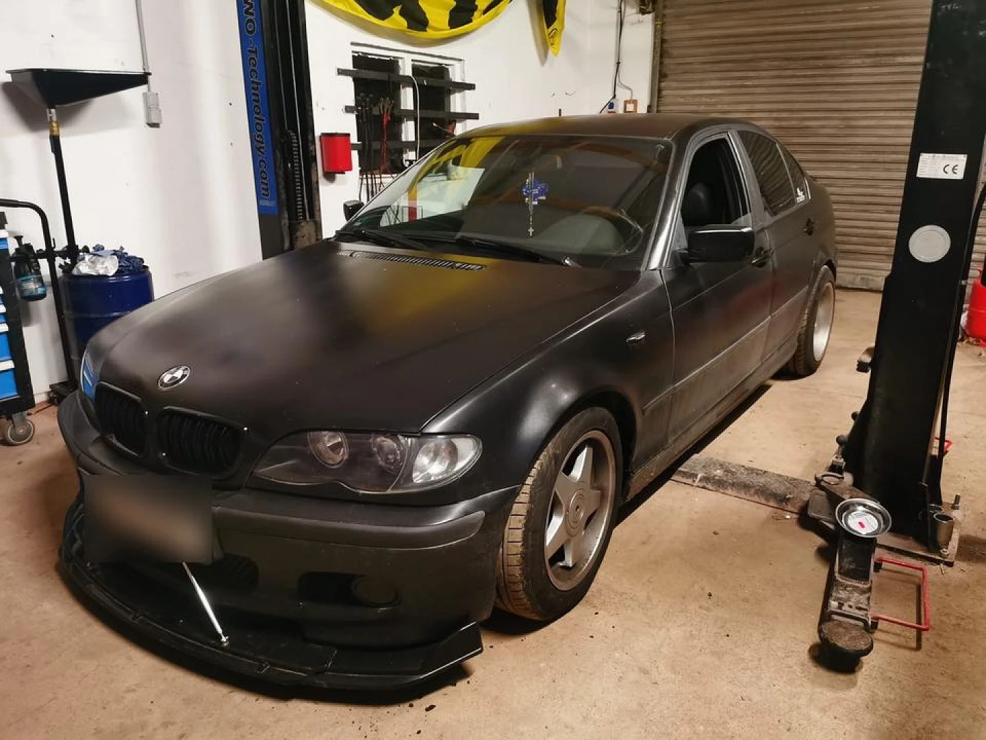 BMW E46 2004