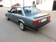 BMW E30 1990