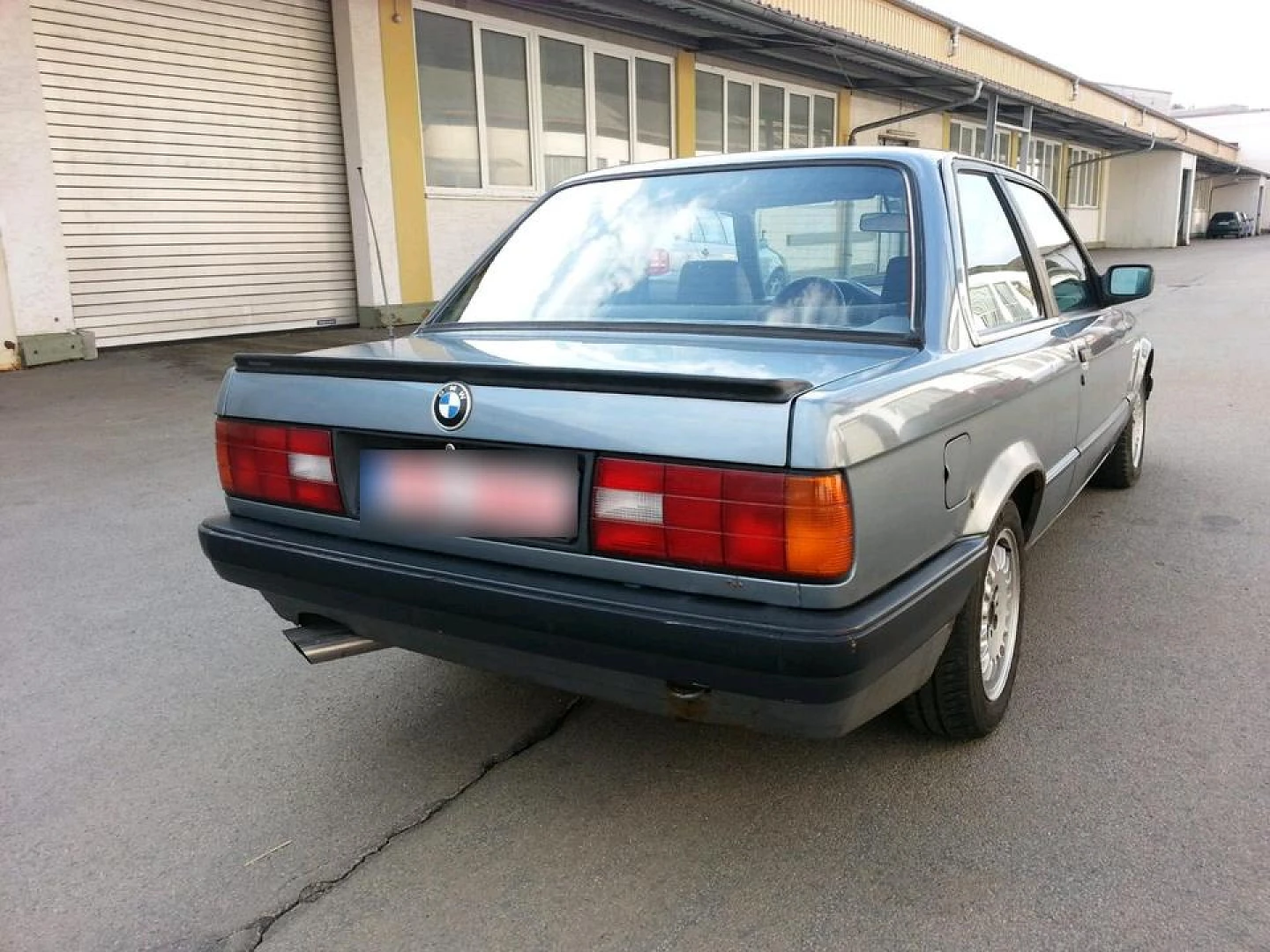 BMW E30 1990