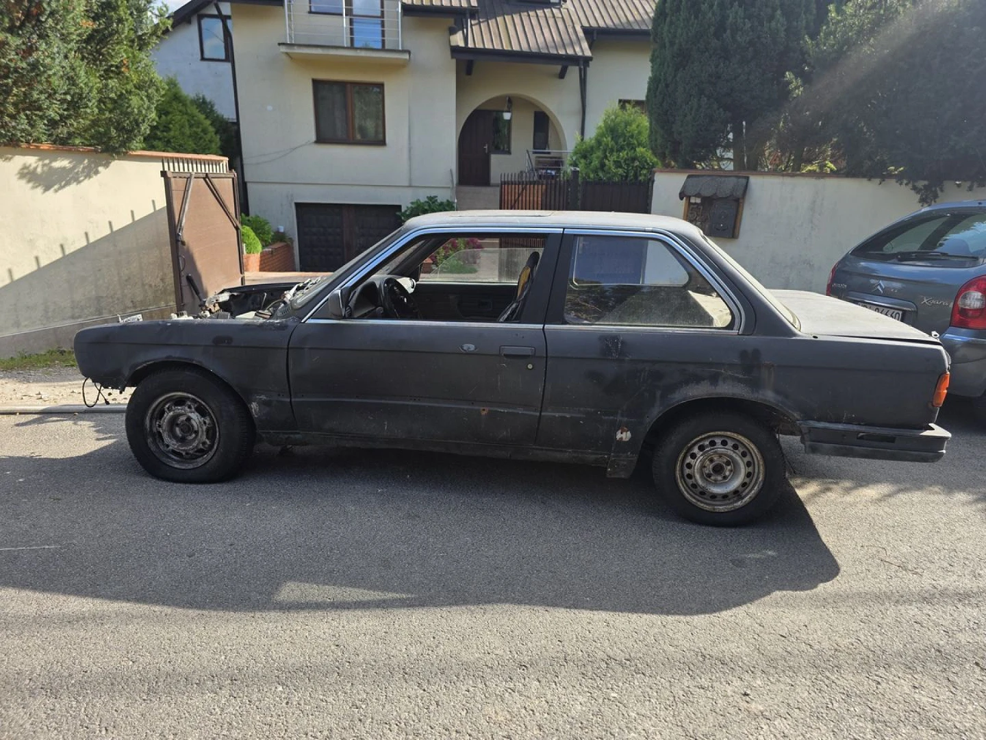 BMW E30 1984