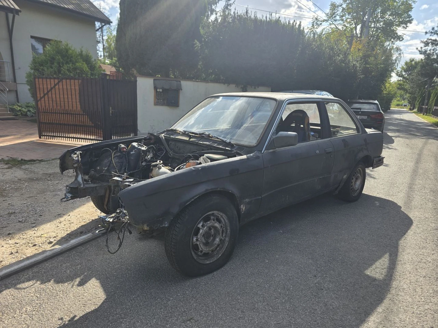 BMW E30 1984