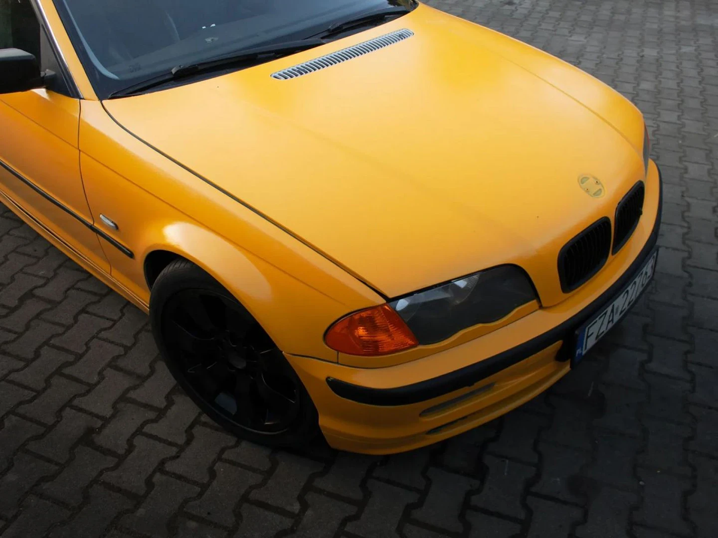 BMW E46 1999