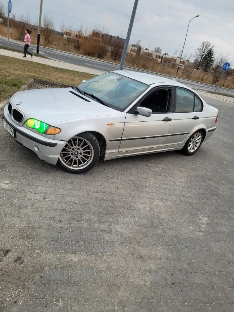 BMW E46 2003