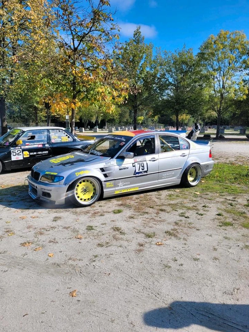 BMW E46 2000