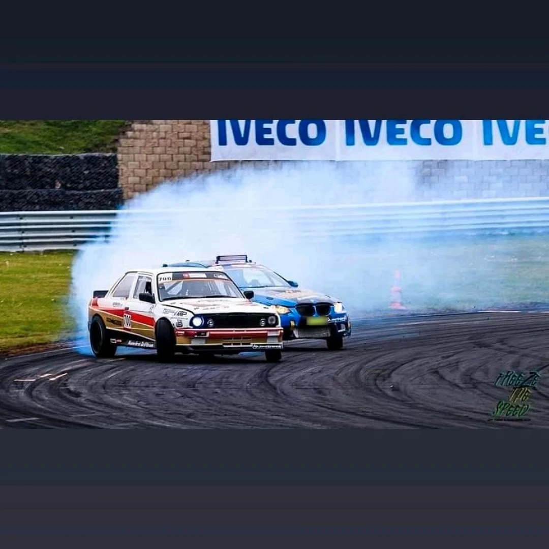 BMW E30 1987