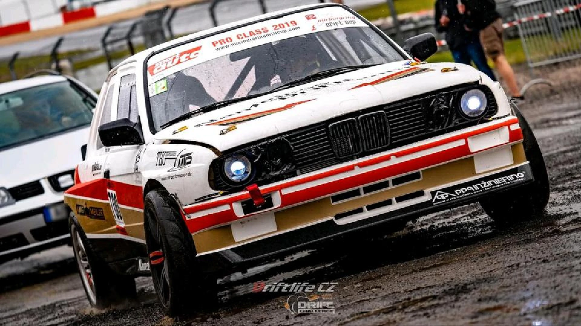 BMW E30 1987