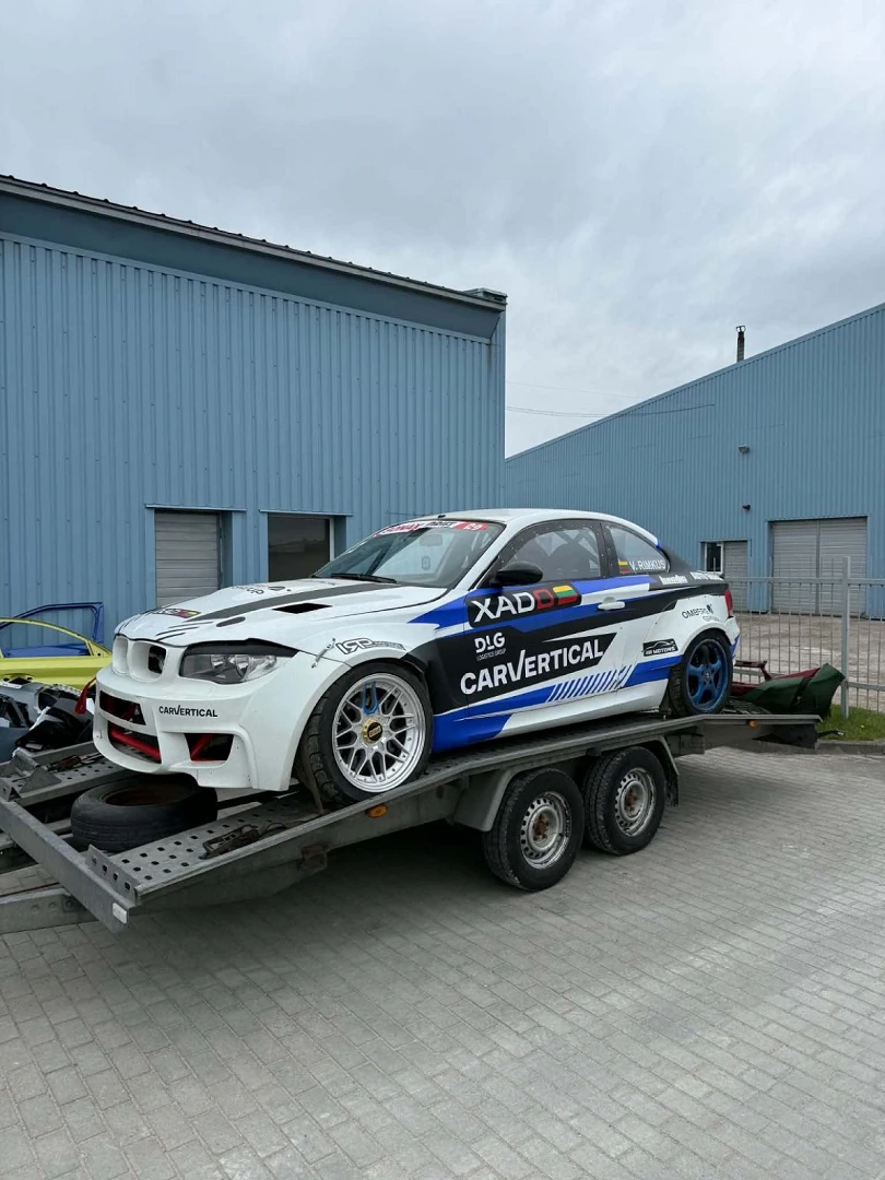BMW E82 