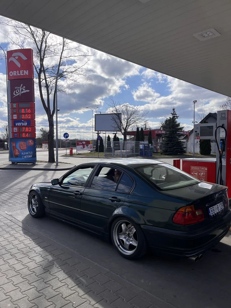 BMW E46 1998