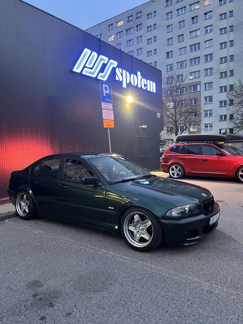 BMW E46 1998