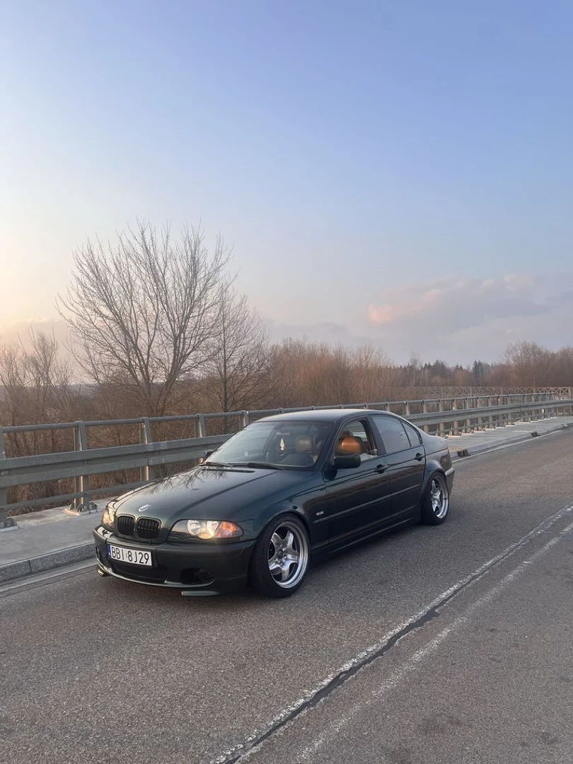 BMW E46 1998