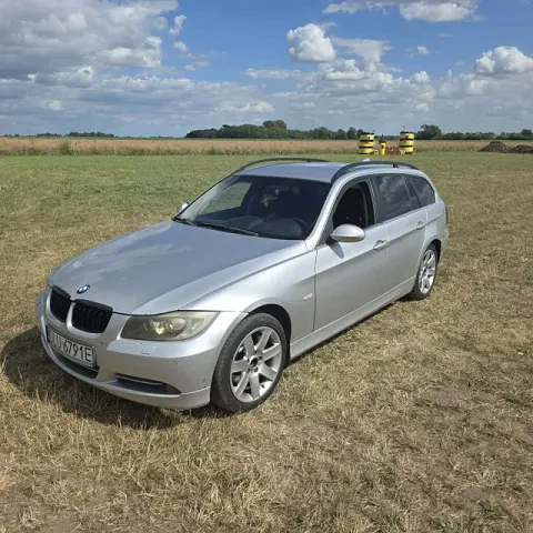 BMW E91 2006