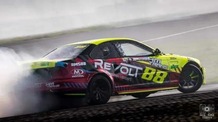 BMW E46 2000