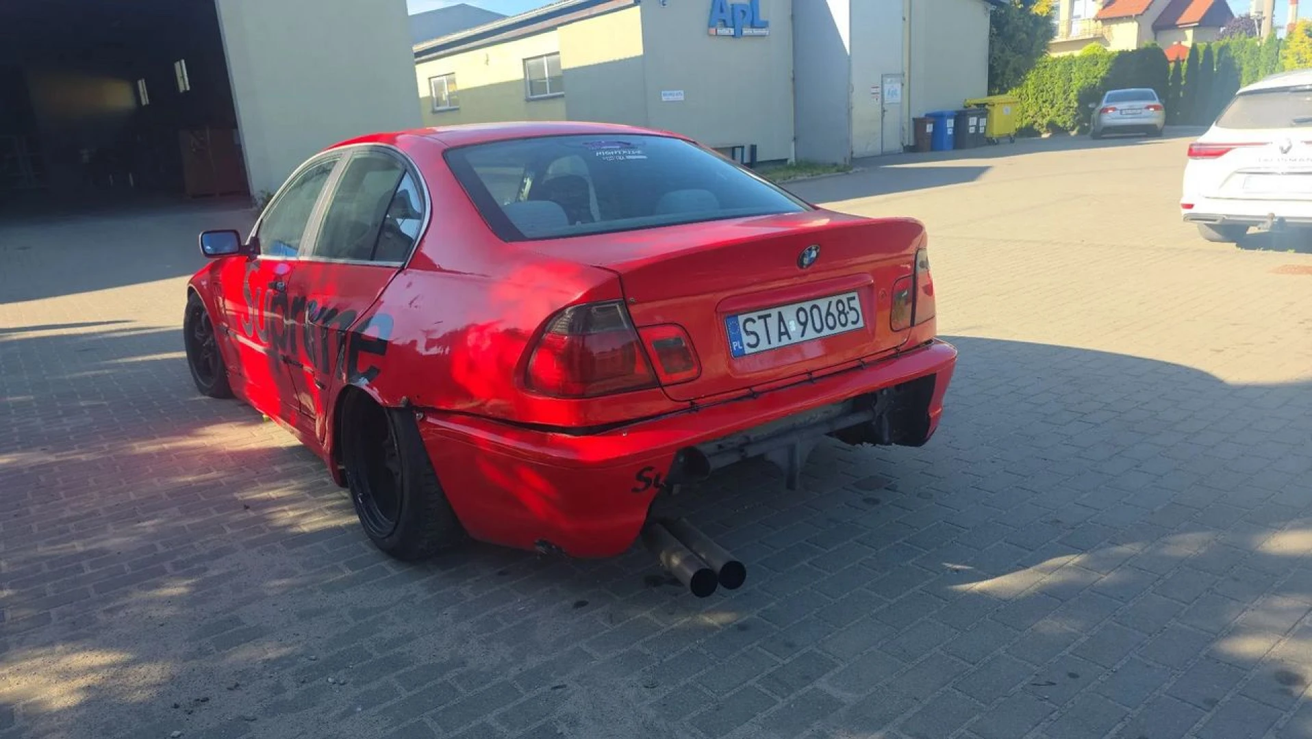 BMW E46 2001