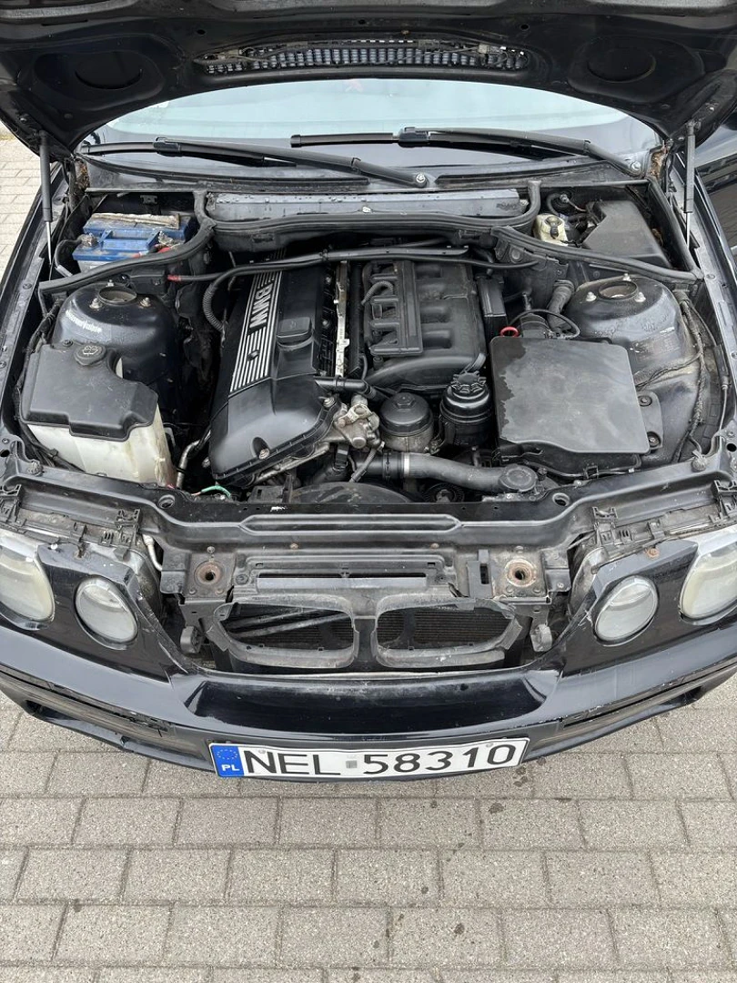 BMW E46 2002