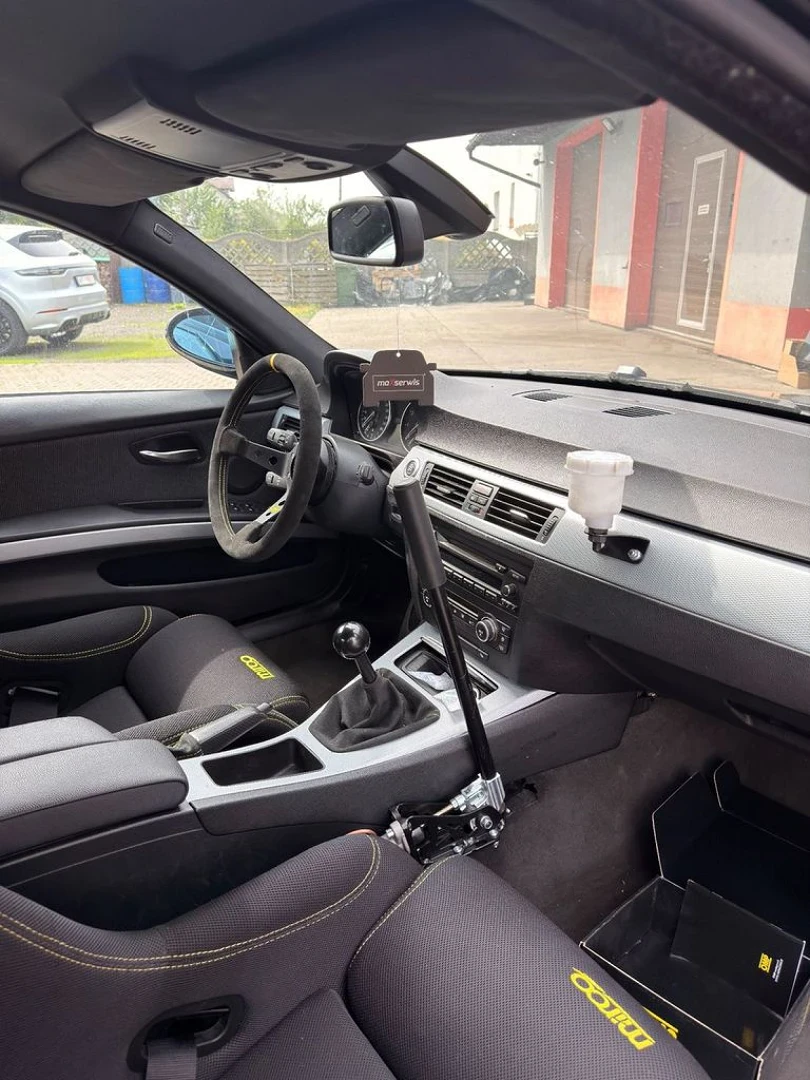 BMW E90 2008