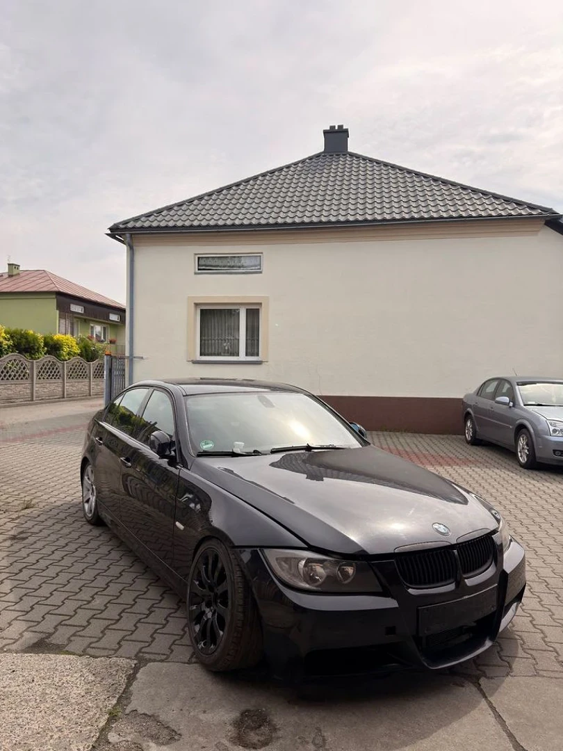 BMW E90 2008