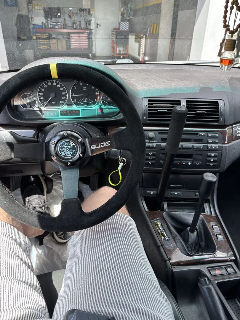 BMW E46 1999