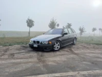 BMW E39 2000