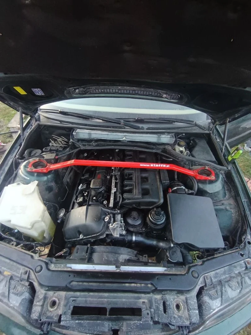 BMW E46 1999