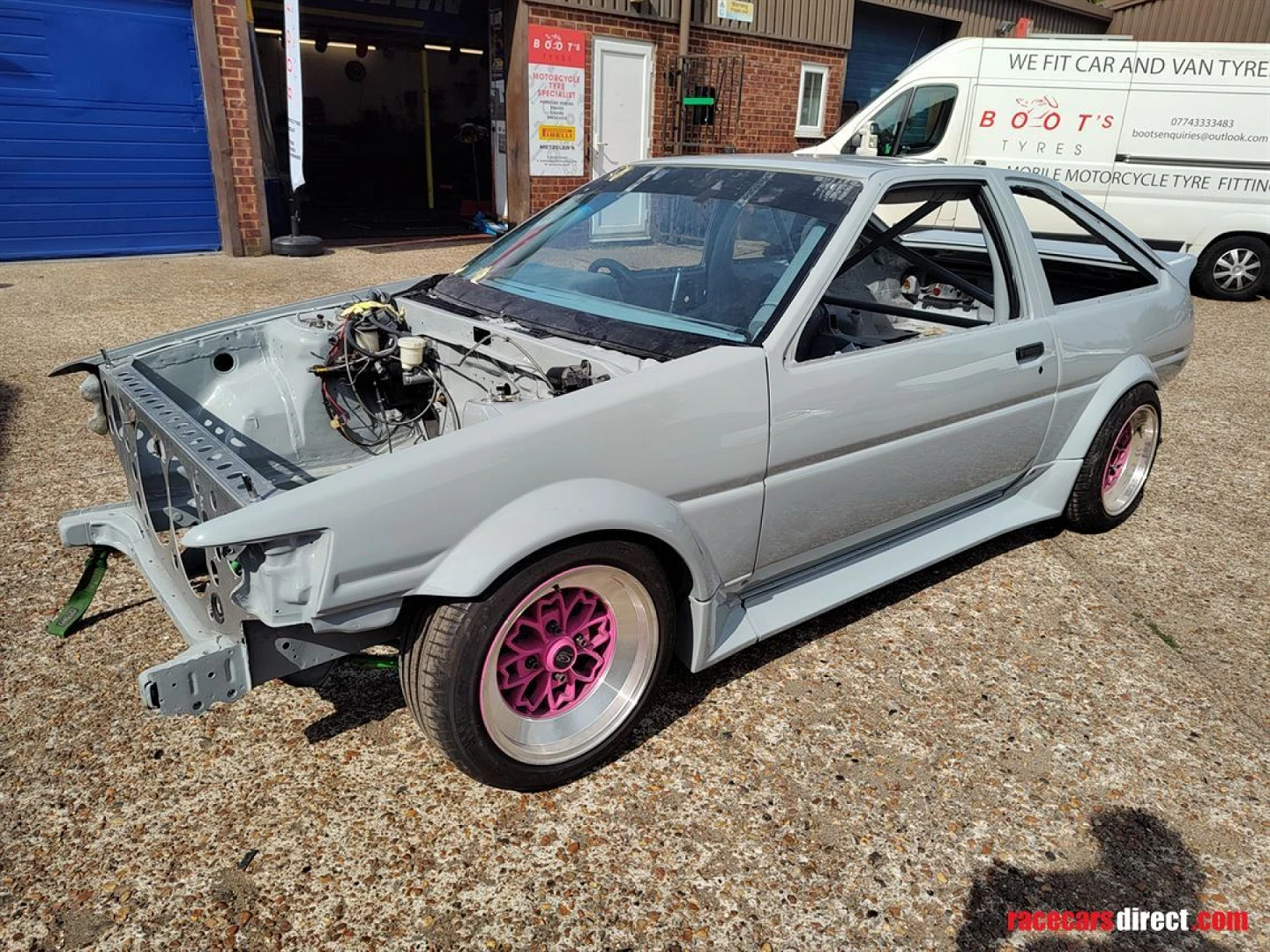 Toyota Corolla AE86 (Trueno / Levin) 