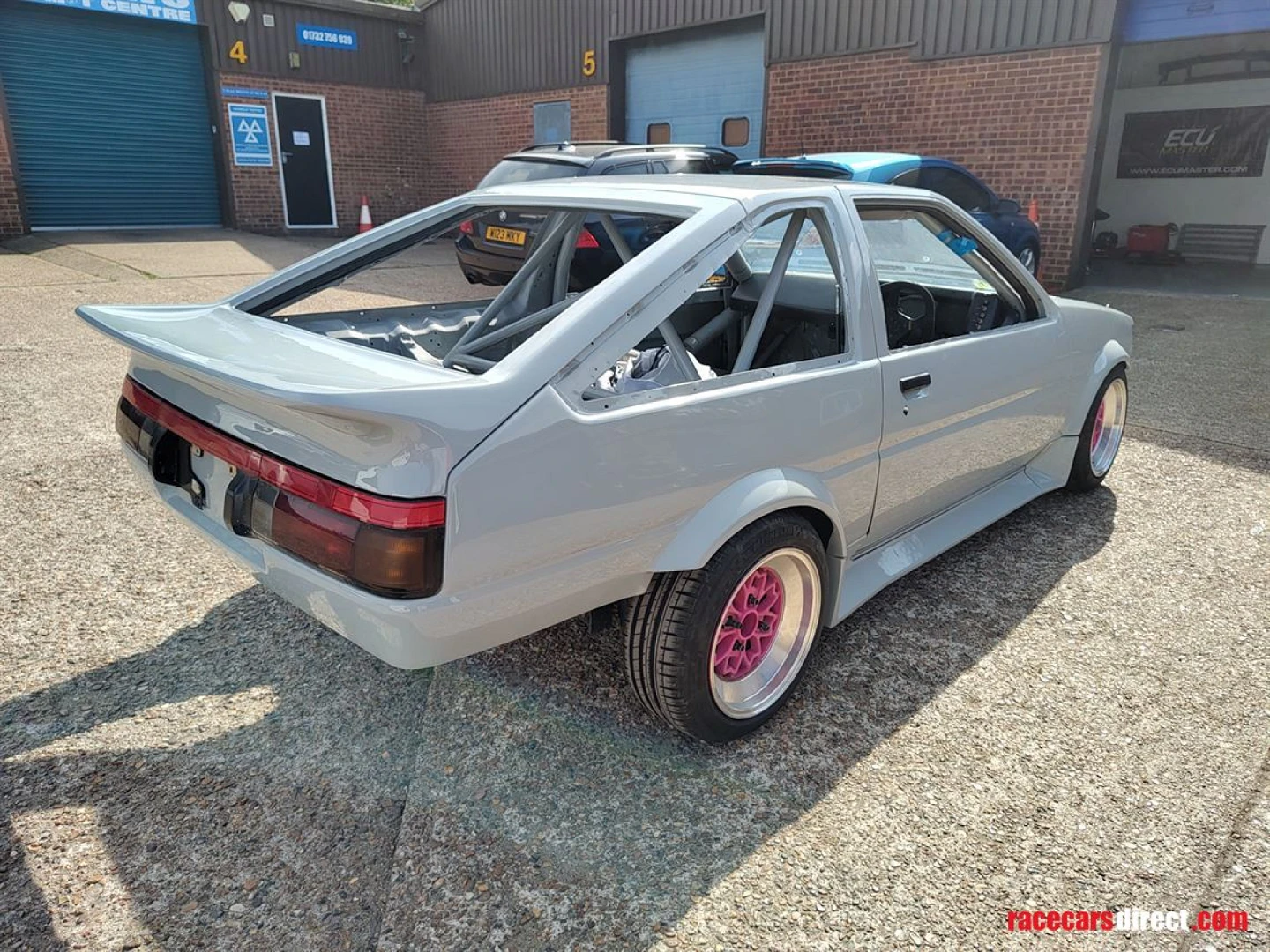 Toyota Corolla AE86 (Trueno / Levin) 