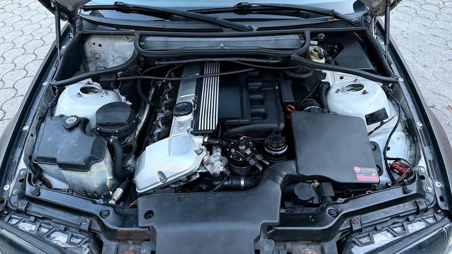 BMW E46 2002