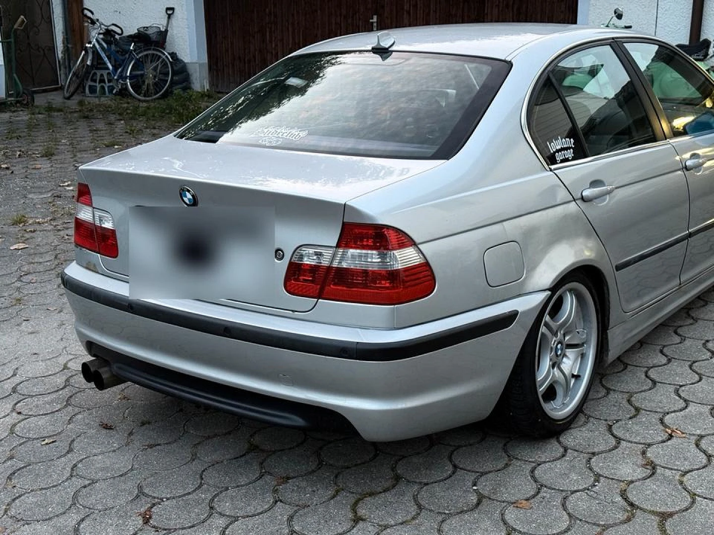 BMW E46 2002